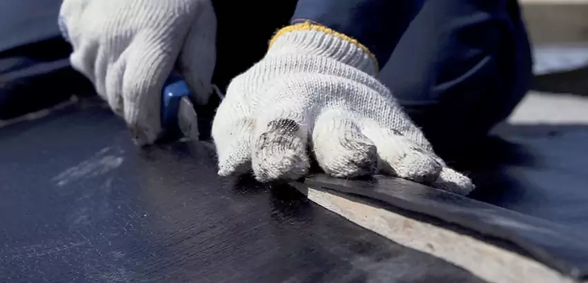 Rubber Roof Seam Repair in Tuckahoe